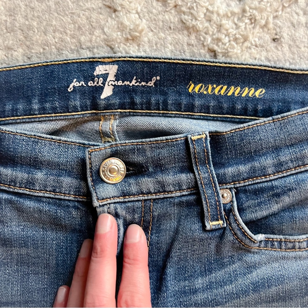7FAM Roxanne Distressed Straight Leg Jeans 26 - Picture 4 of 7